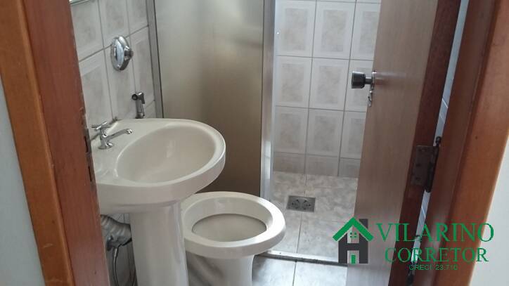 Casa à venda com 7 quartos, 250m² - Foto 11