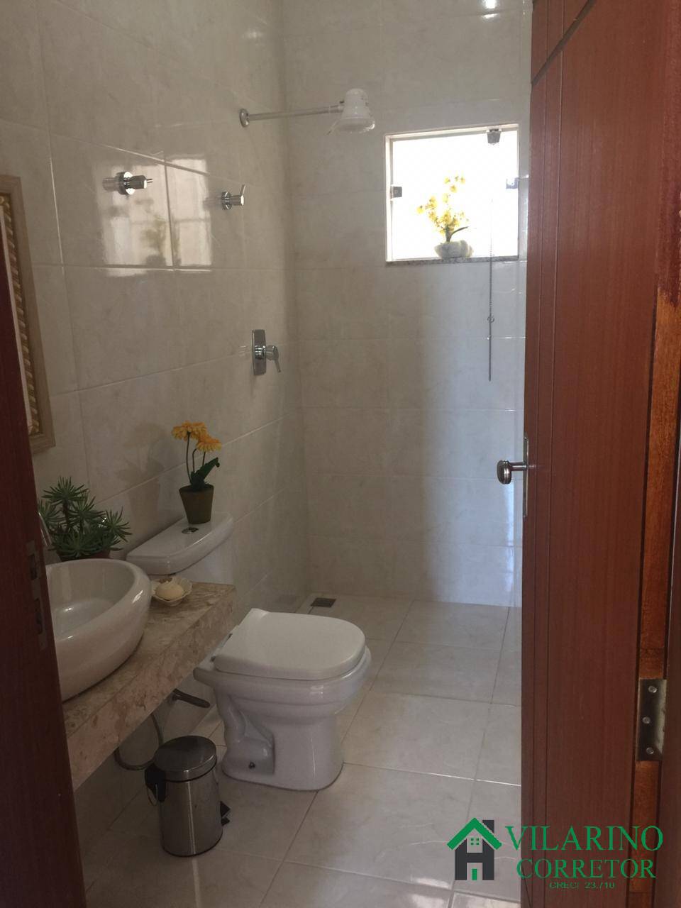 Casa à venda e aluguel com 4 quartos, 329m² - Foto 5