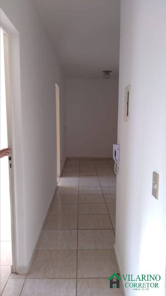 Apartamento para alugar com 3 quartos, 60m² - Foto 4