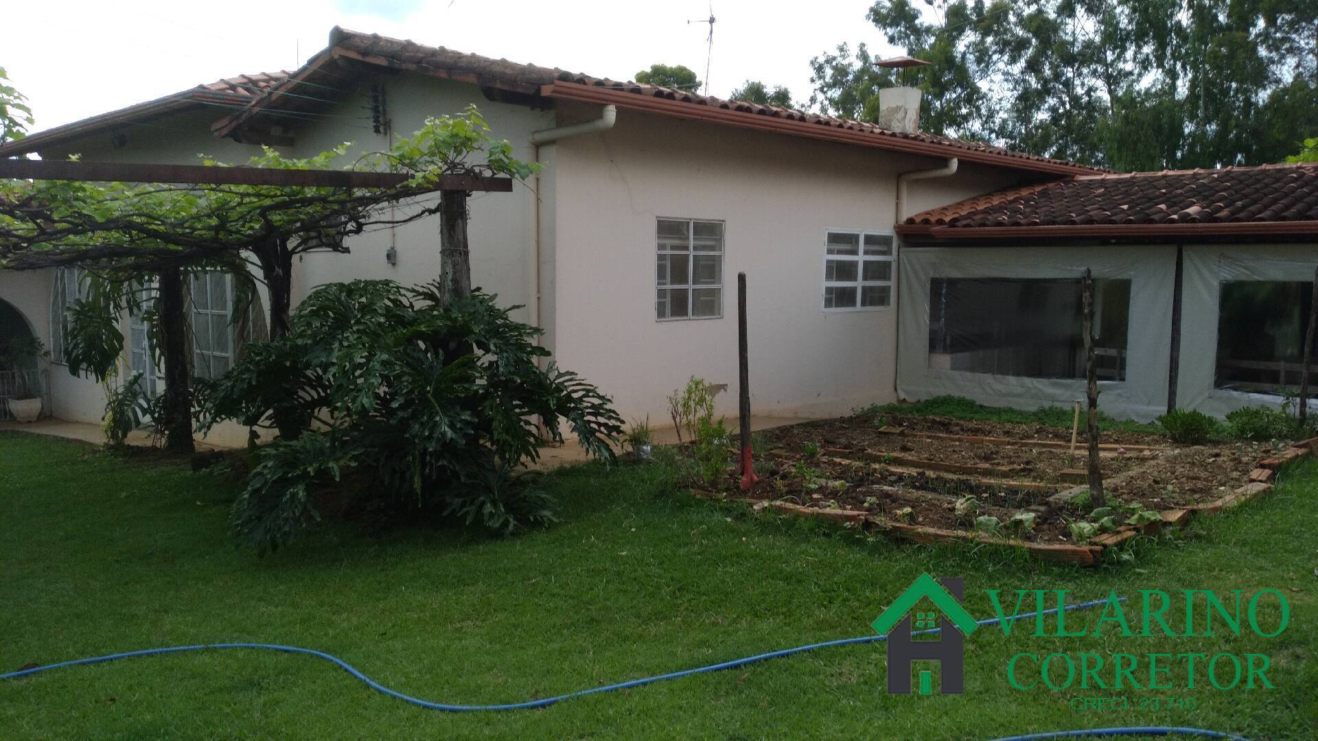 Fazenda à venda com 6 quartos, 400m² - Foto 18