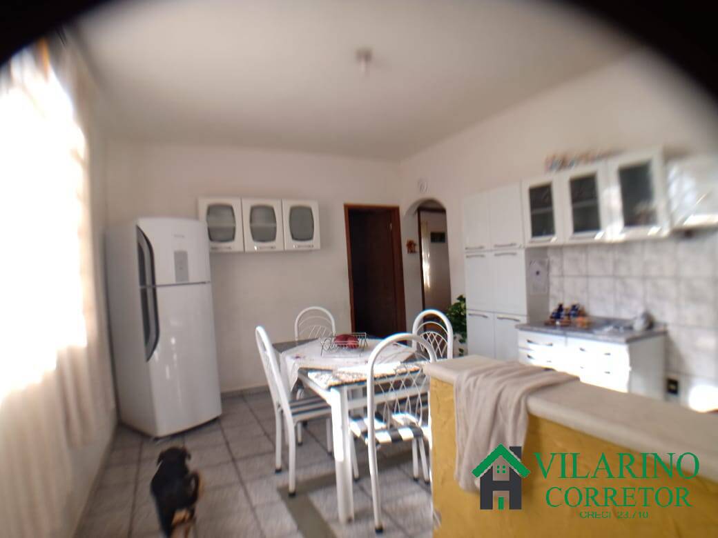 Casa à venda com 3 quartos, 180m² - Foto 14