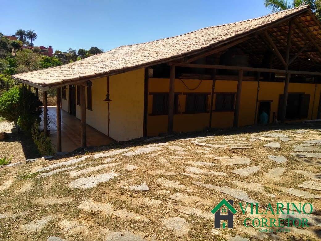 Fazenda à venda com 5 quartos, 800m² - Foto 3