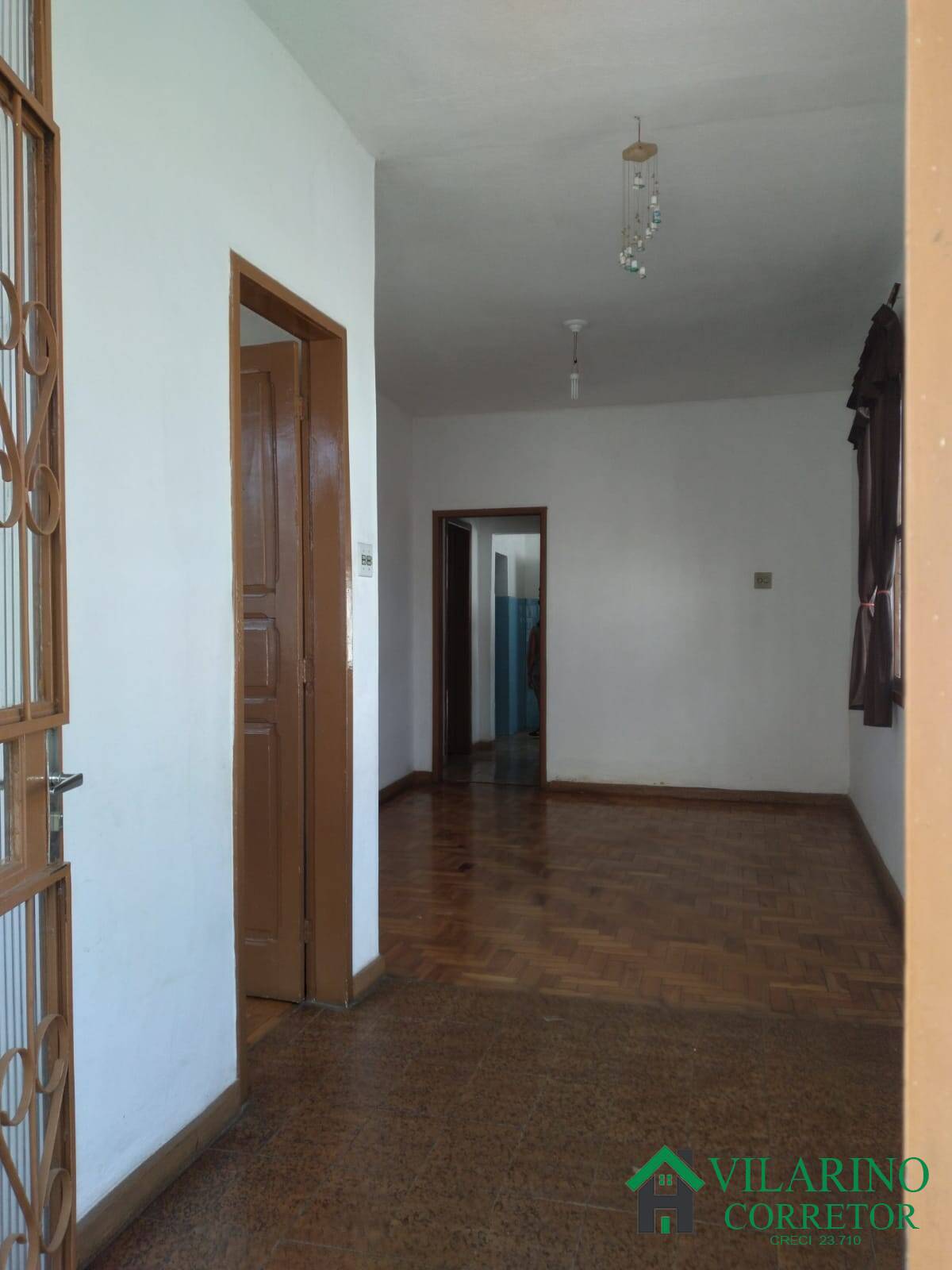 Casa à venda com 6 quartos, 210m² - Foto 20