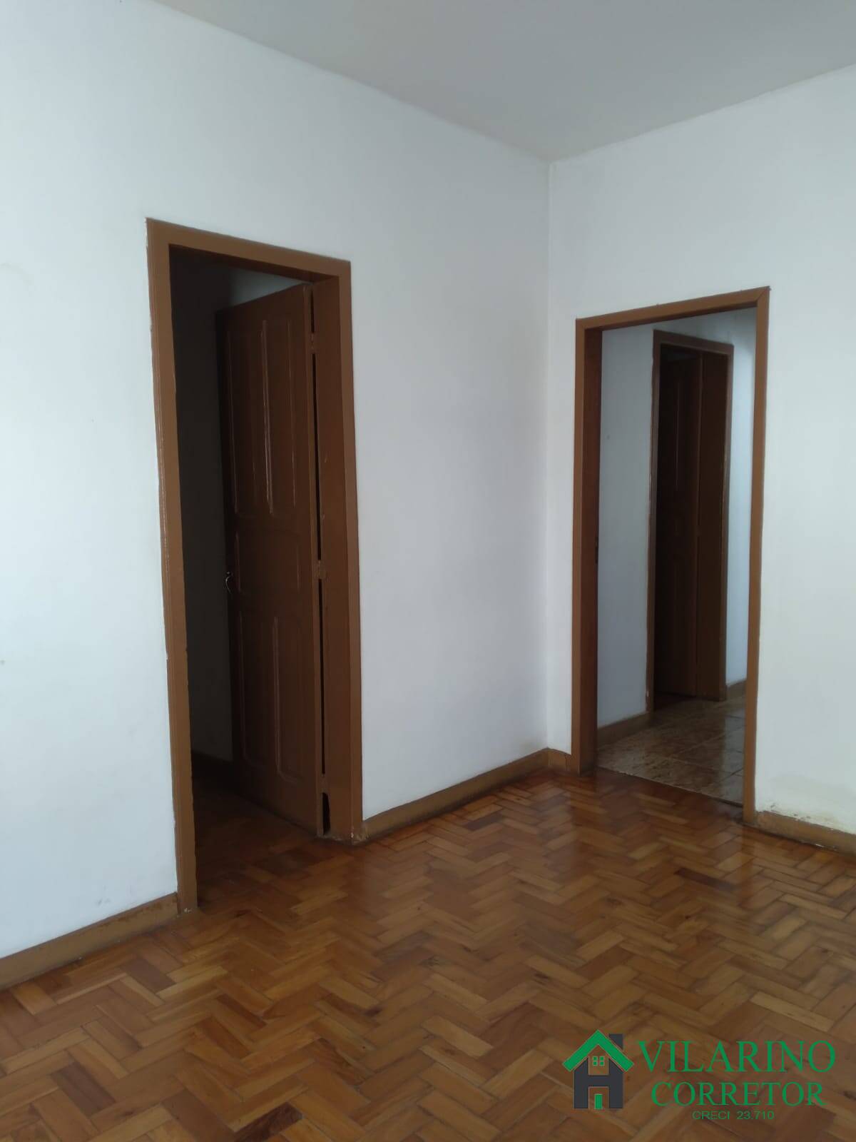 Casa à venda com 6 quartos, 210m² - Foto 19