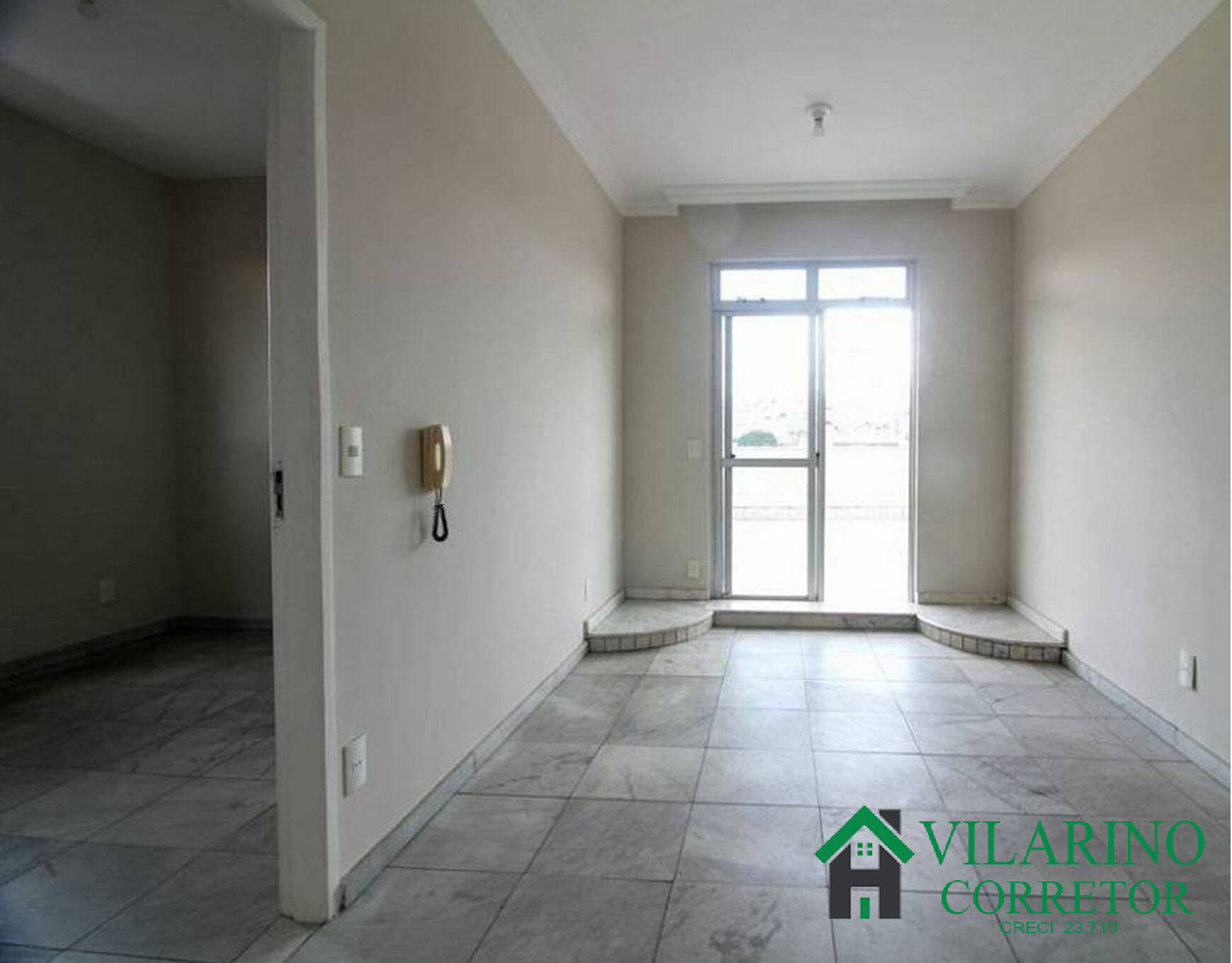 Apartamento à venda com 4 quartos, 180m² - Foto 3