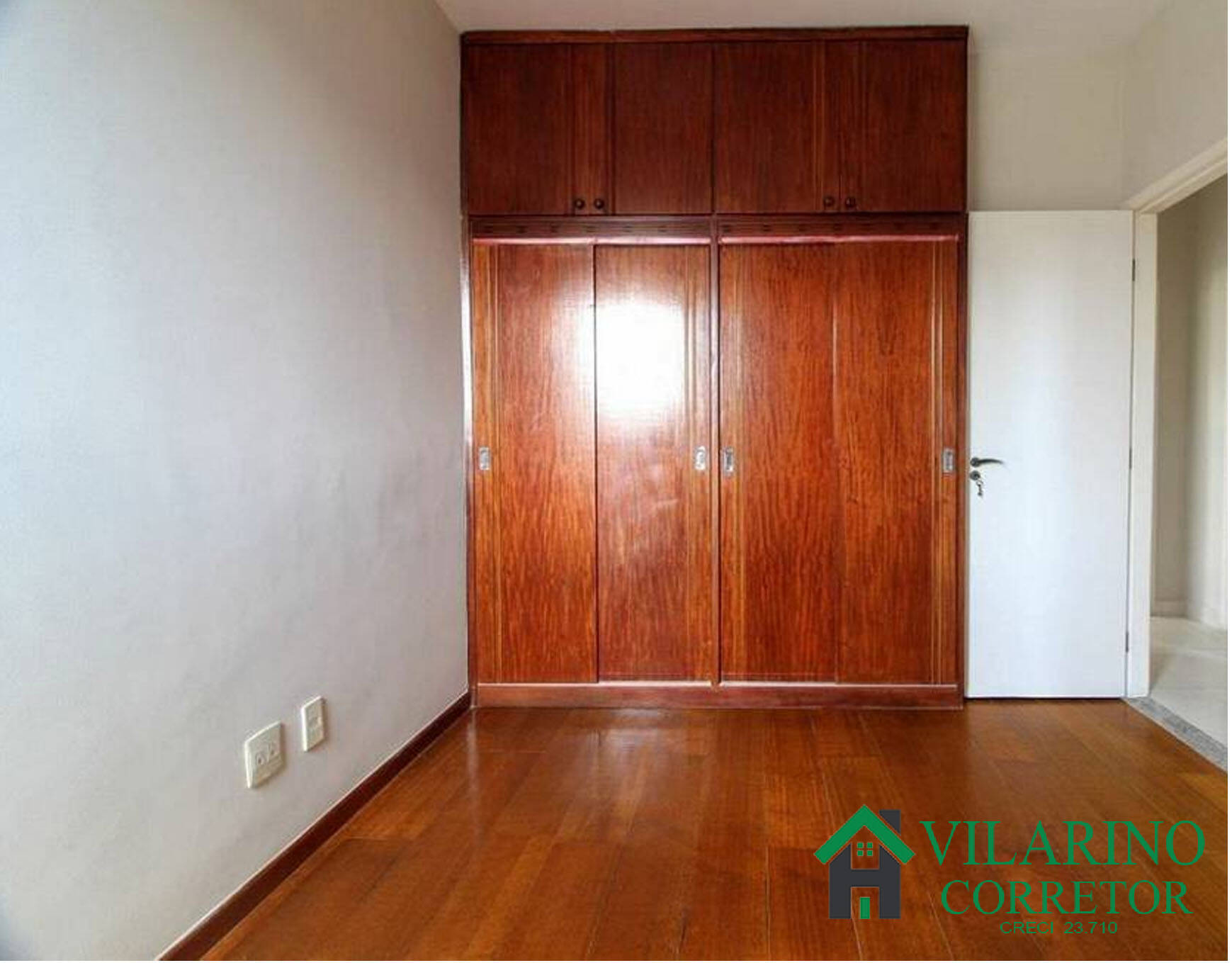 Apartamento à venda com 4 quartos, 180m² - Foto 7