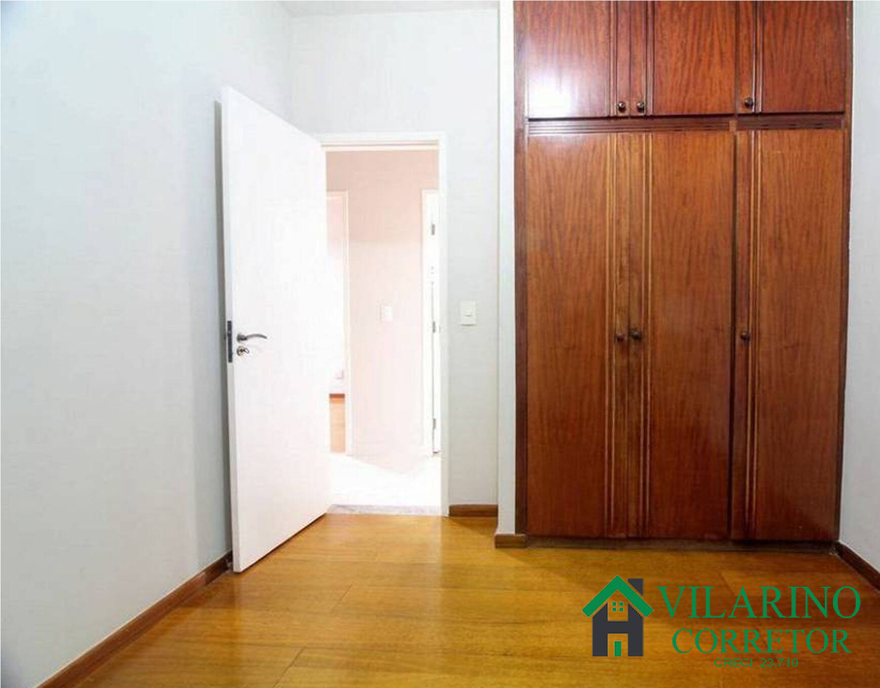 Apartamento à venda com 4 quartos, 180m² - Foto 8