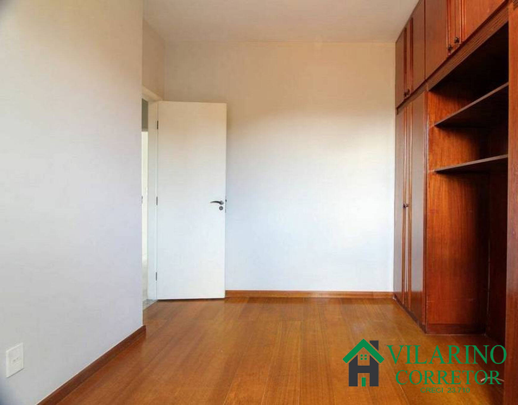 Apartamento à venda com 4 quartos, 180m² - Foto 10