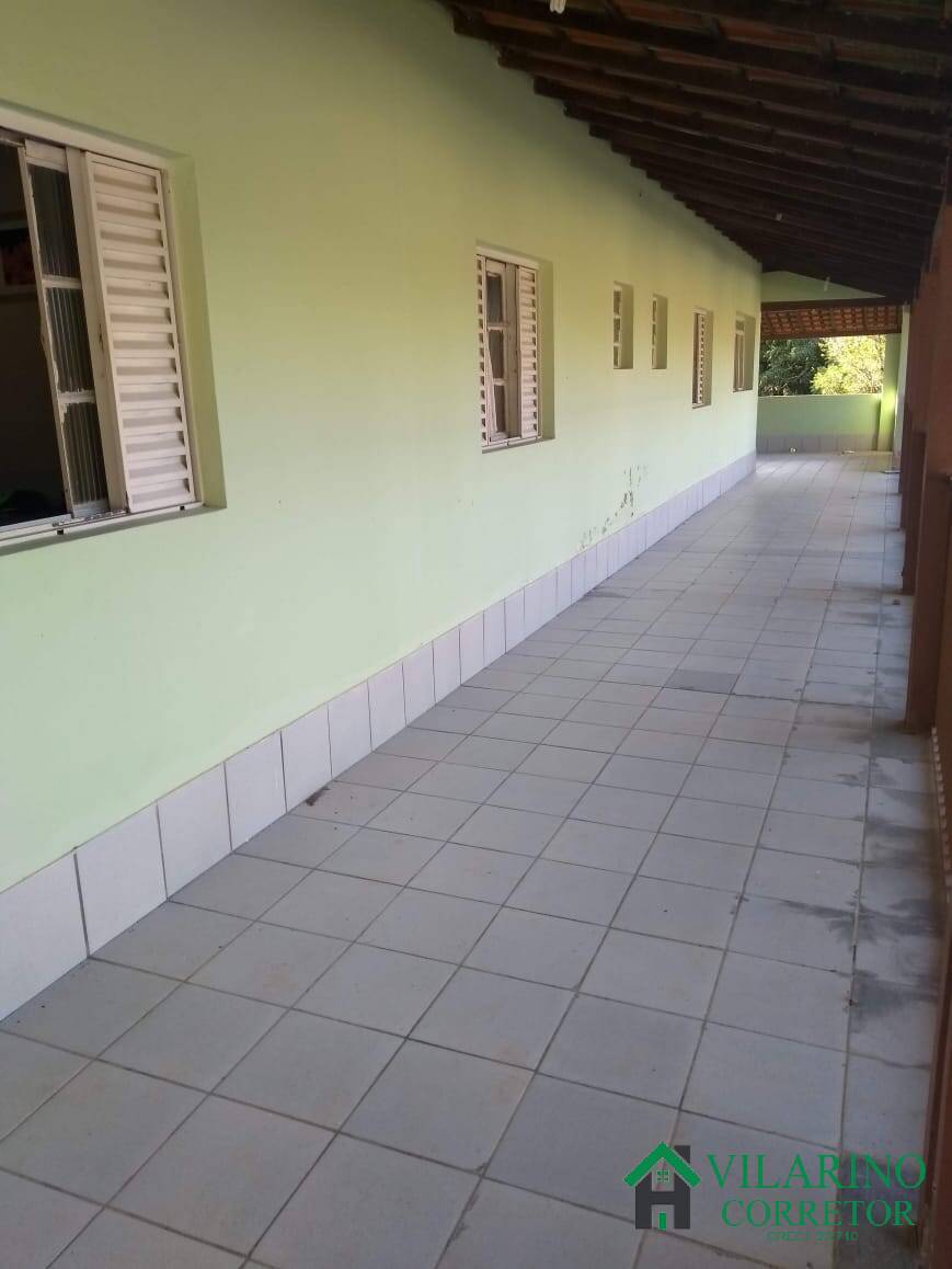 Fazenda à venda com 4 quartos, 400m² - Foto 4