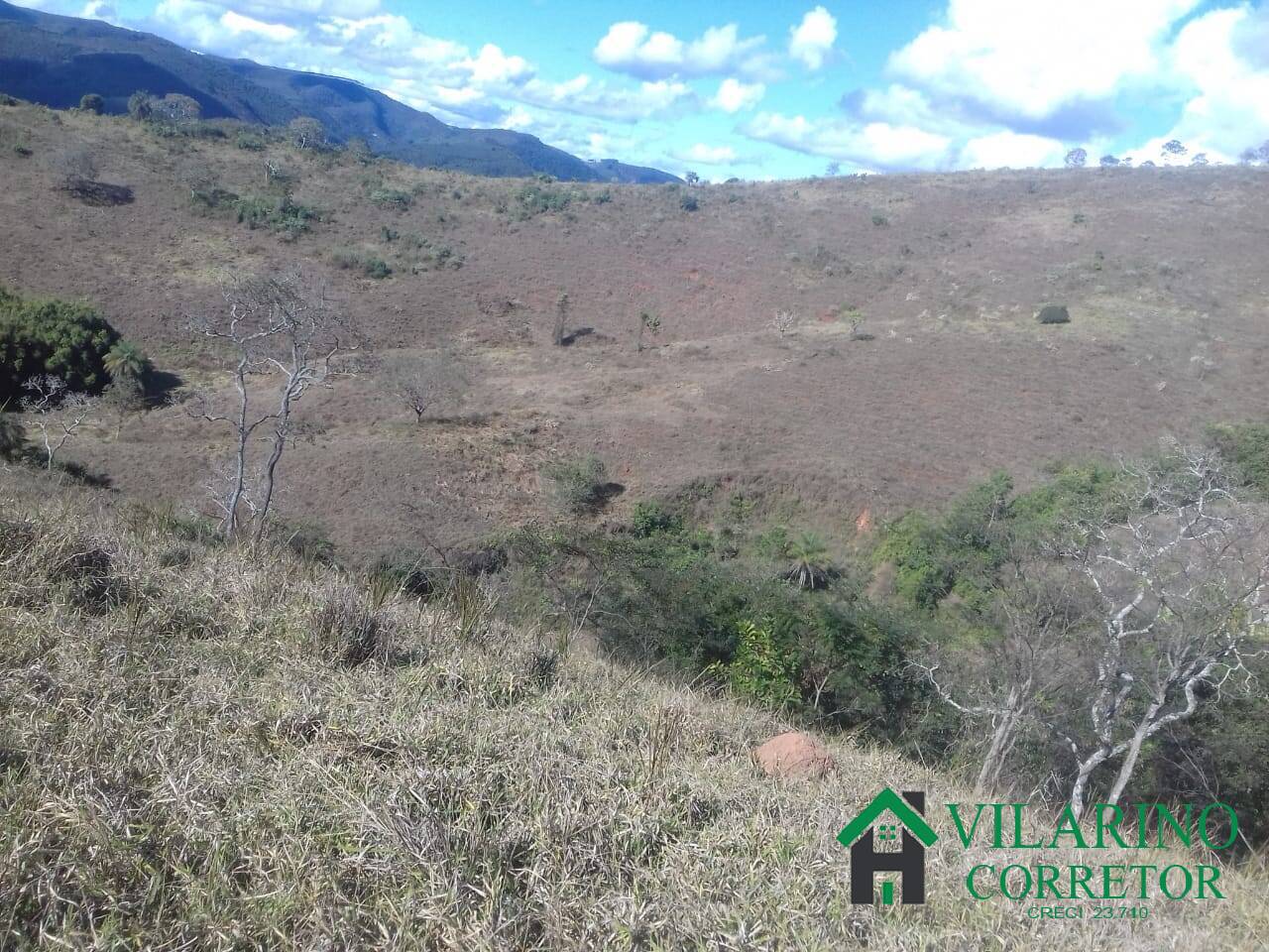 Fazenda à venda com 3 quartos, 300m² - Foto 32