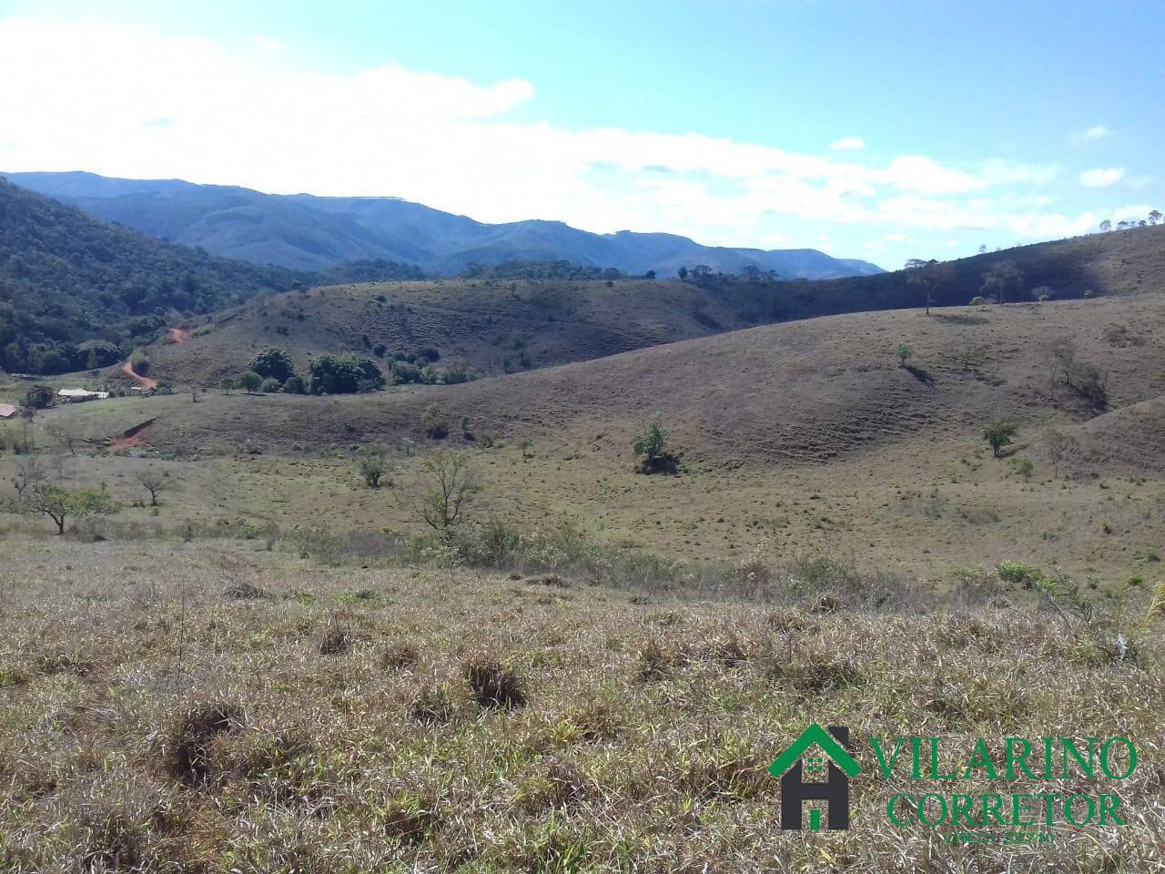 Fazenda à venda com 3 quartos, 300m² - Foto 36