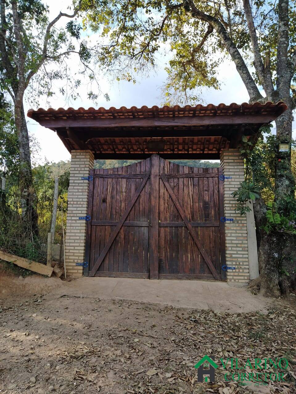 Fazenda à venda com 6 quartos, 400m² - Foto 10