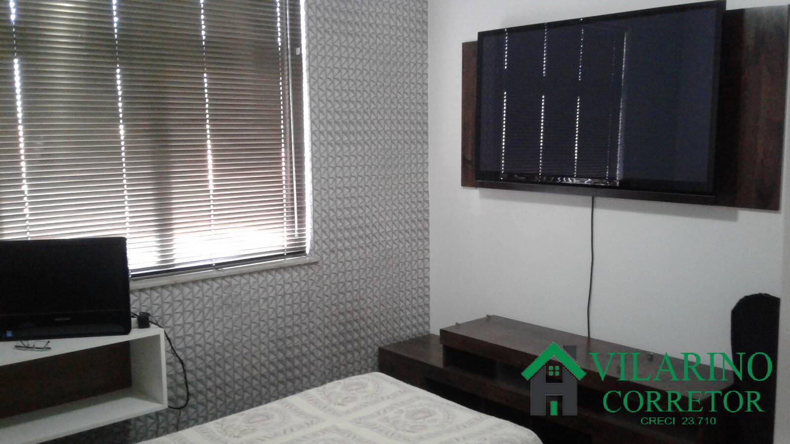 Apartamento à venda com 3 quartos, 153m² - Foto 2