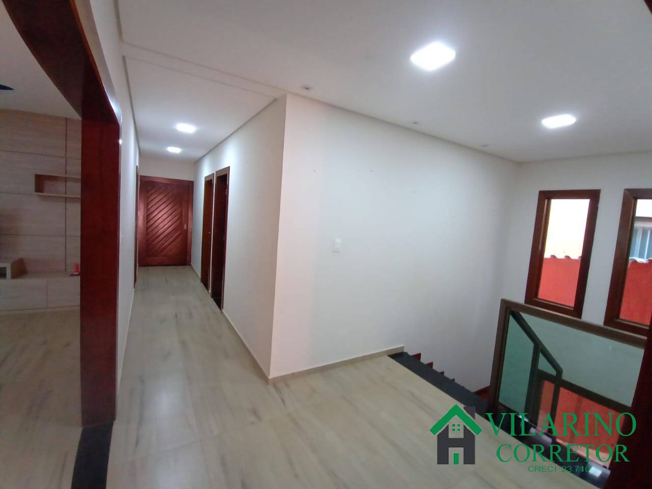 Casa à venda com 6 quartos, 270m² - Foto 29