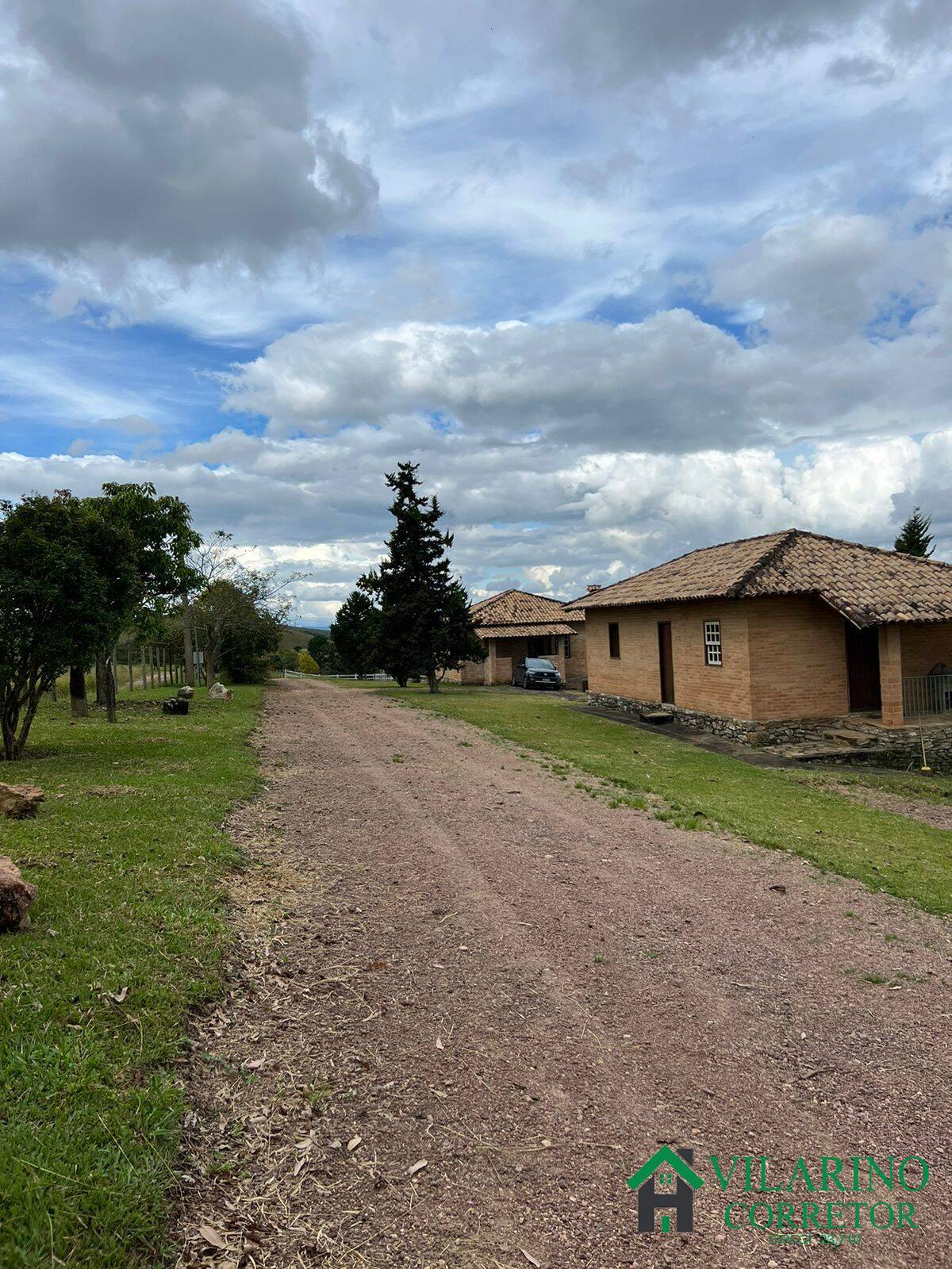 Fazenda à venda com 2 quartos, 1000m² - Foto 13