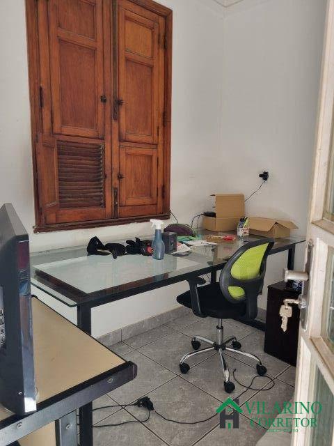 Casa à venda com 5 quartos, 220m² - Foto 19