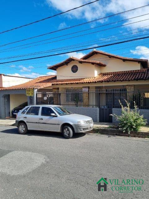 Casa à venda com 6 quartos, 300m² - Foto 6