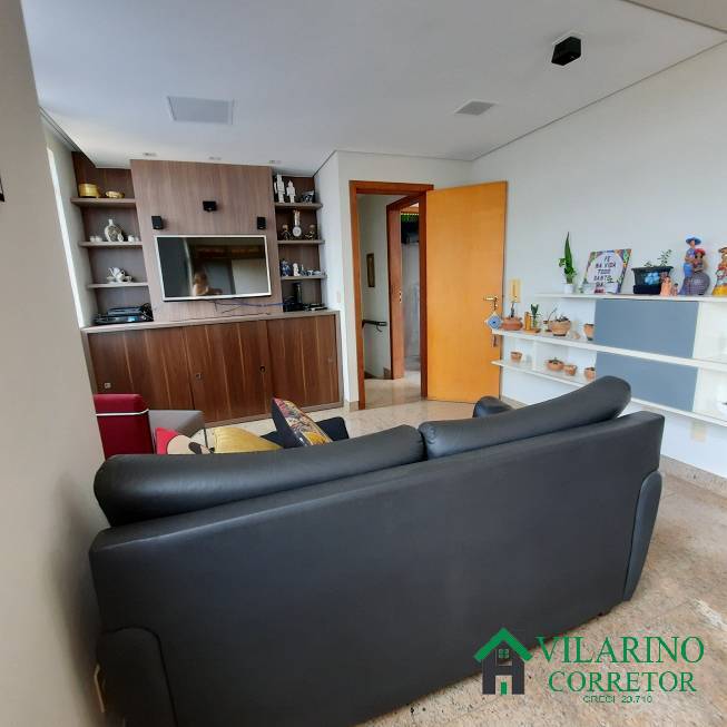 Apartamento à venda com 3 quartos, 174m² - Foto 9