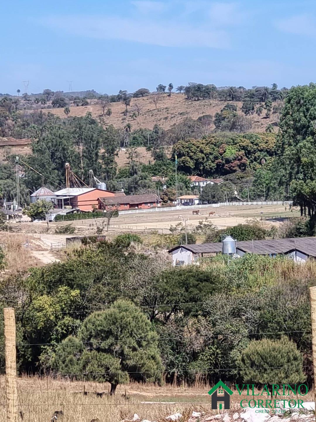 Fazenda à venda com 2 quartos, 400m² - Foto 37