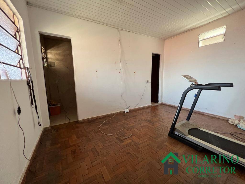 Casa à venda com 3 quartos, 330m² - Foto 23