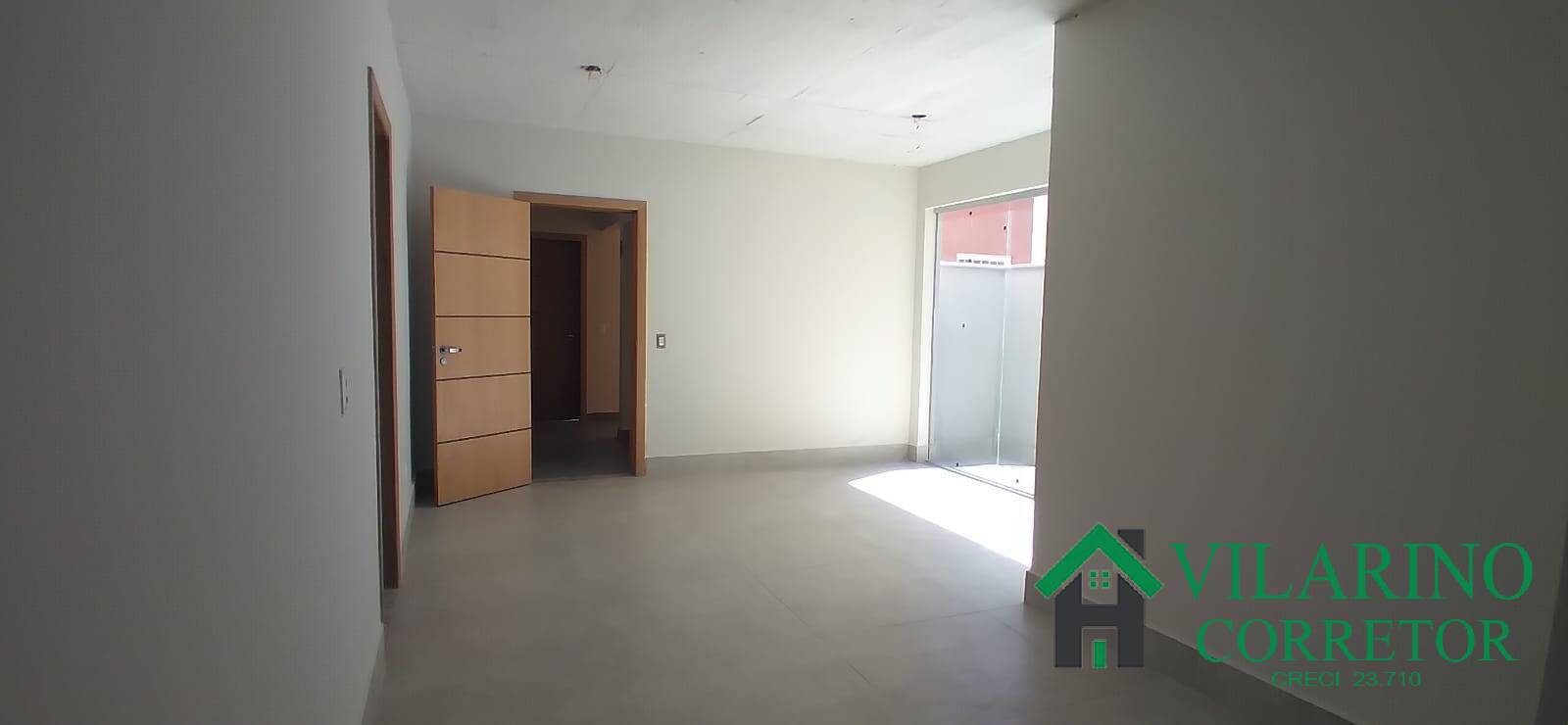 Apartamento à venda com 3 quartos, 118m² - Foto 1