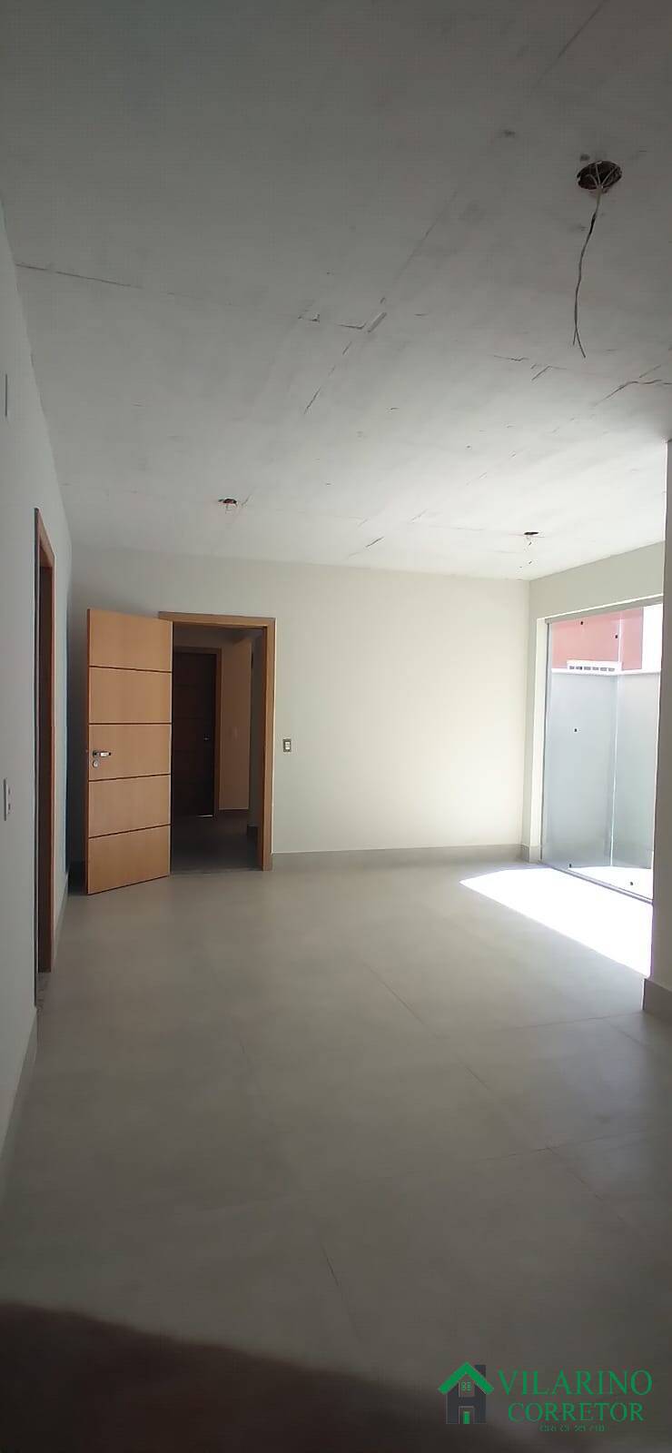 Apartamento à venda com 3 quartos, 118m² - Foto 2