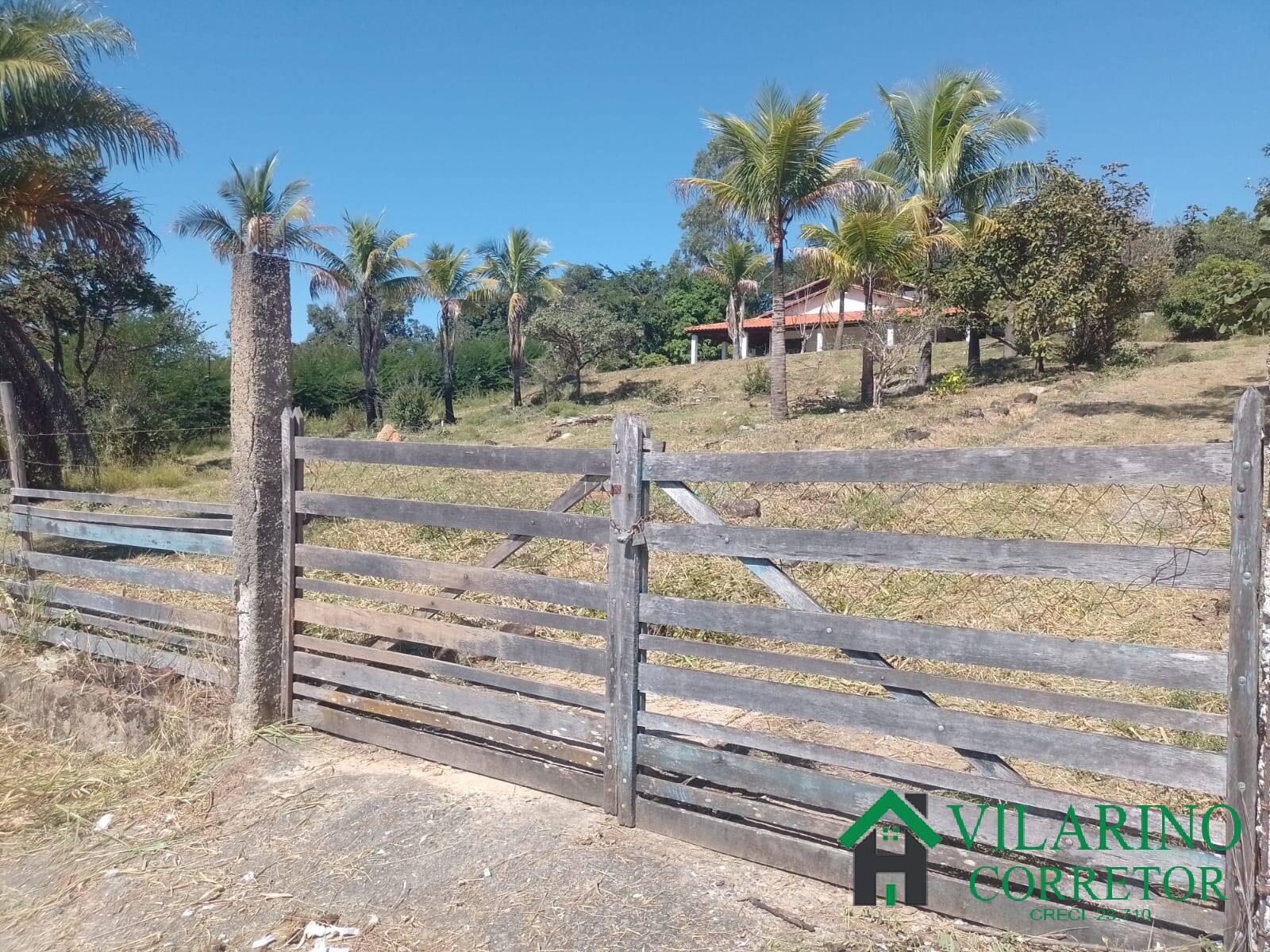 Fazenda à venda com 3 quartos, 180m² - Foto 4