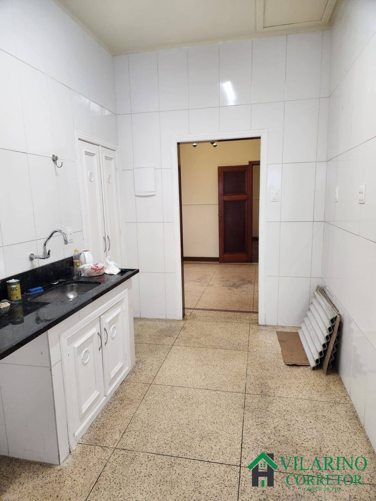 Casa à venda com 3 quartos, 260m² - Foto 4