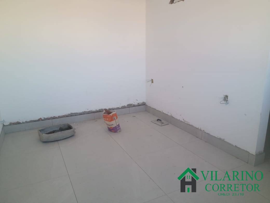 Apartamento à venda com 4 quartos, 140m² - Foto 17