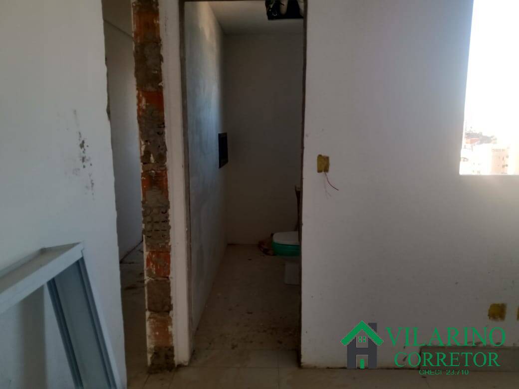 Apartamento à venda com 4 quartos, 140m² - Foto 26