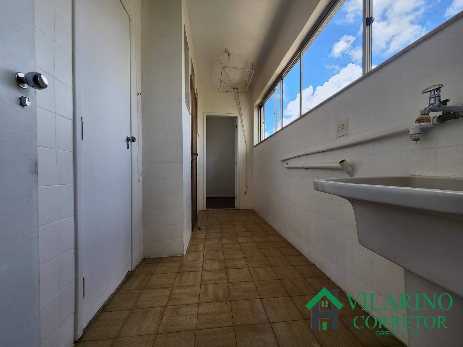 Apartamento à venda com 2 quartos, 81m² - Foto 28