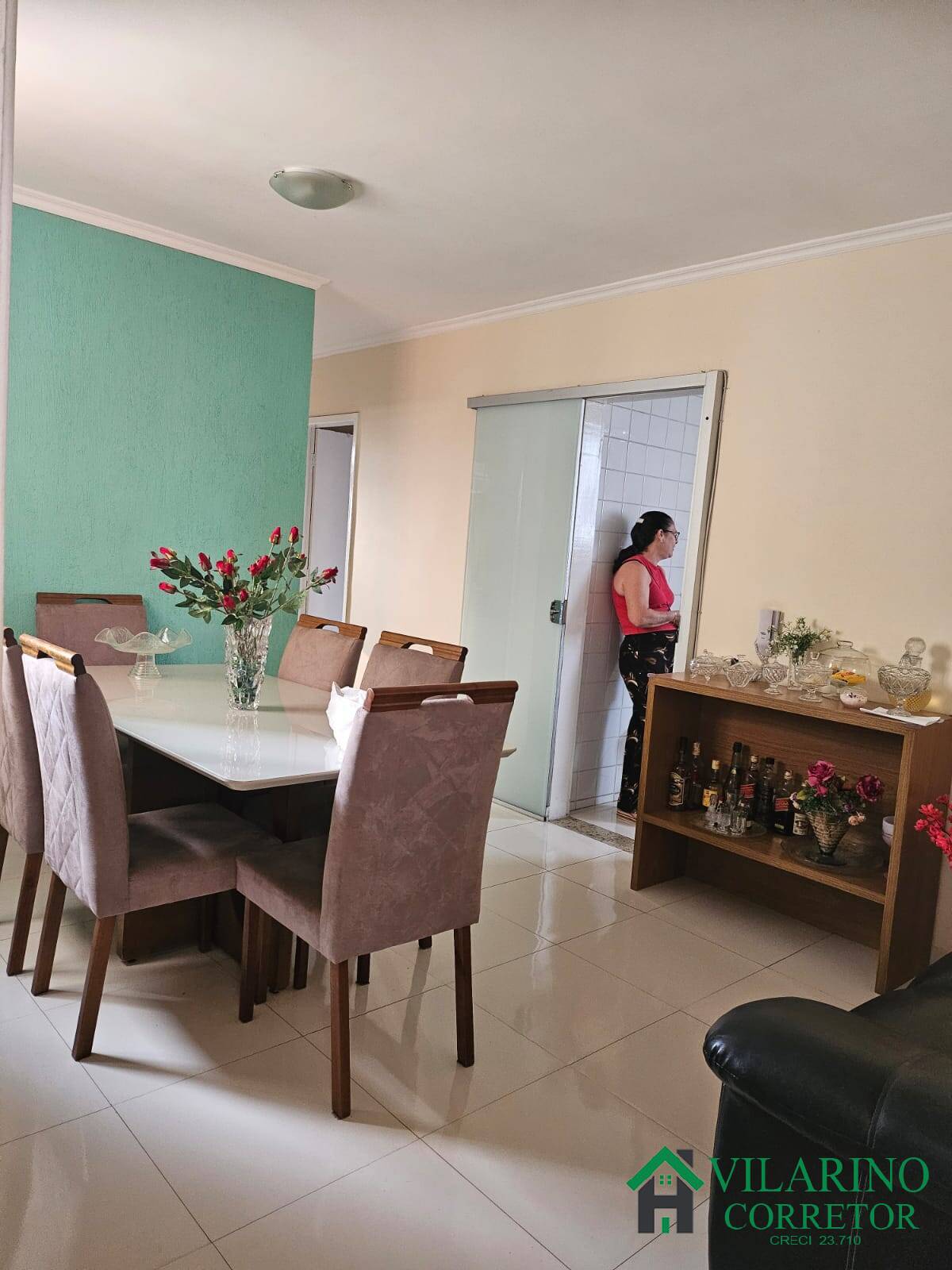 Apartamento à venda com 3 quartos, 68m² - Foto 2