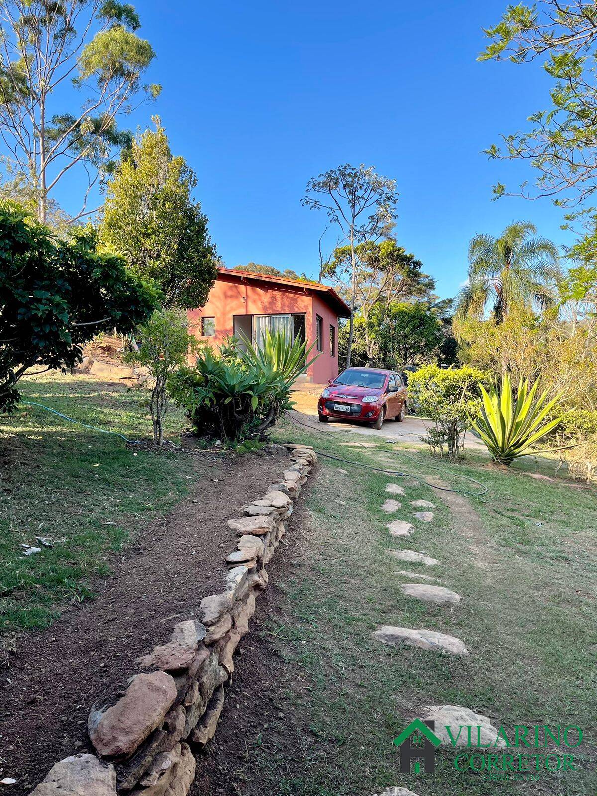 Casa de Condomínio à venda com 2 quartos, 180m² - Foto 1