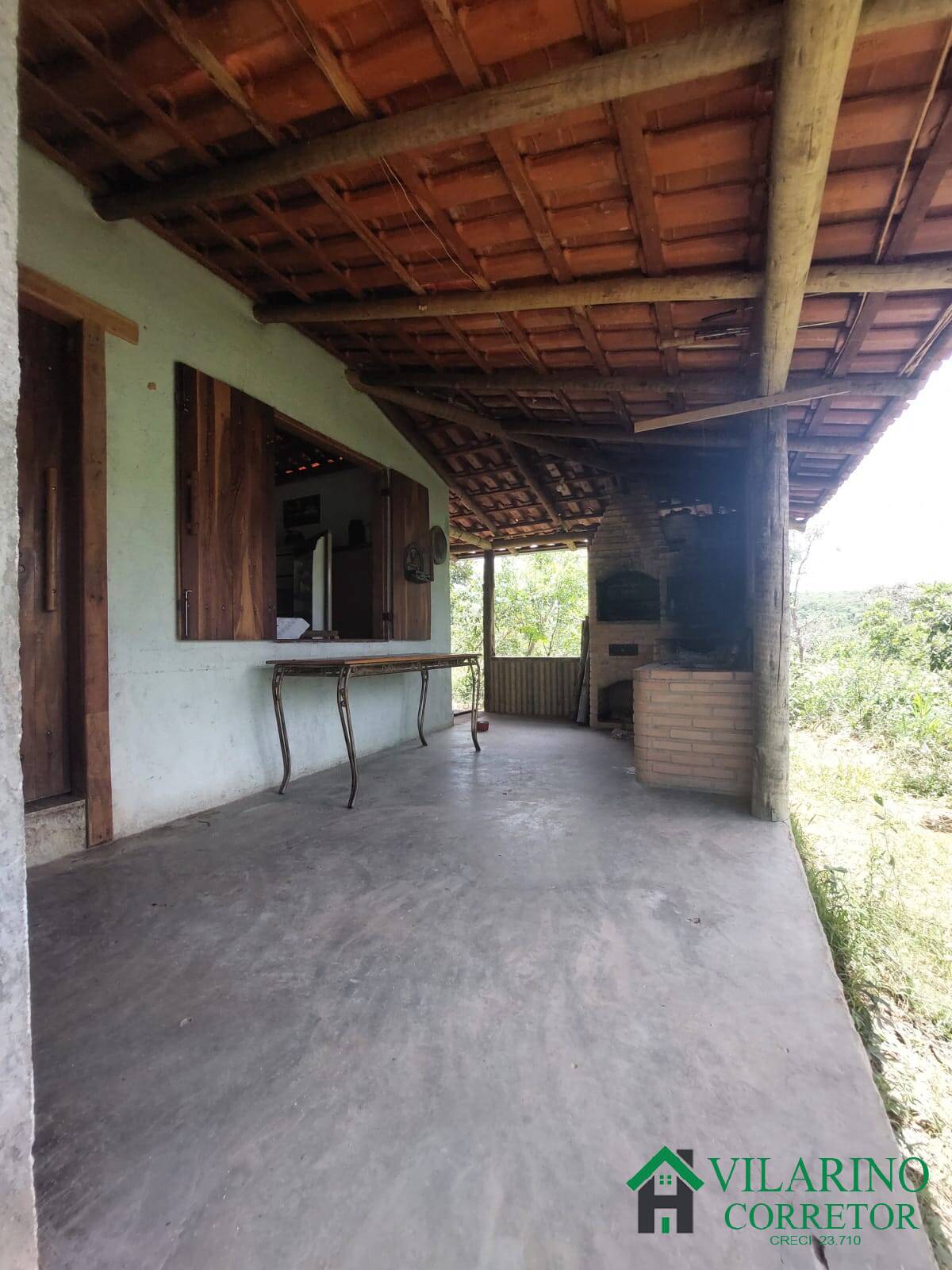 Fazenda à venda com 2 quartos, 200m² - Foto 3