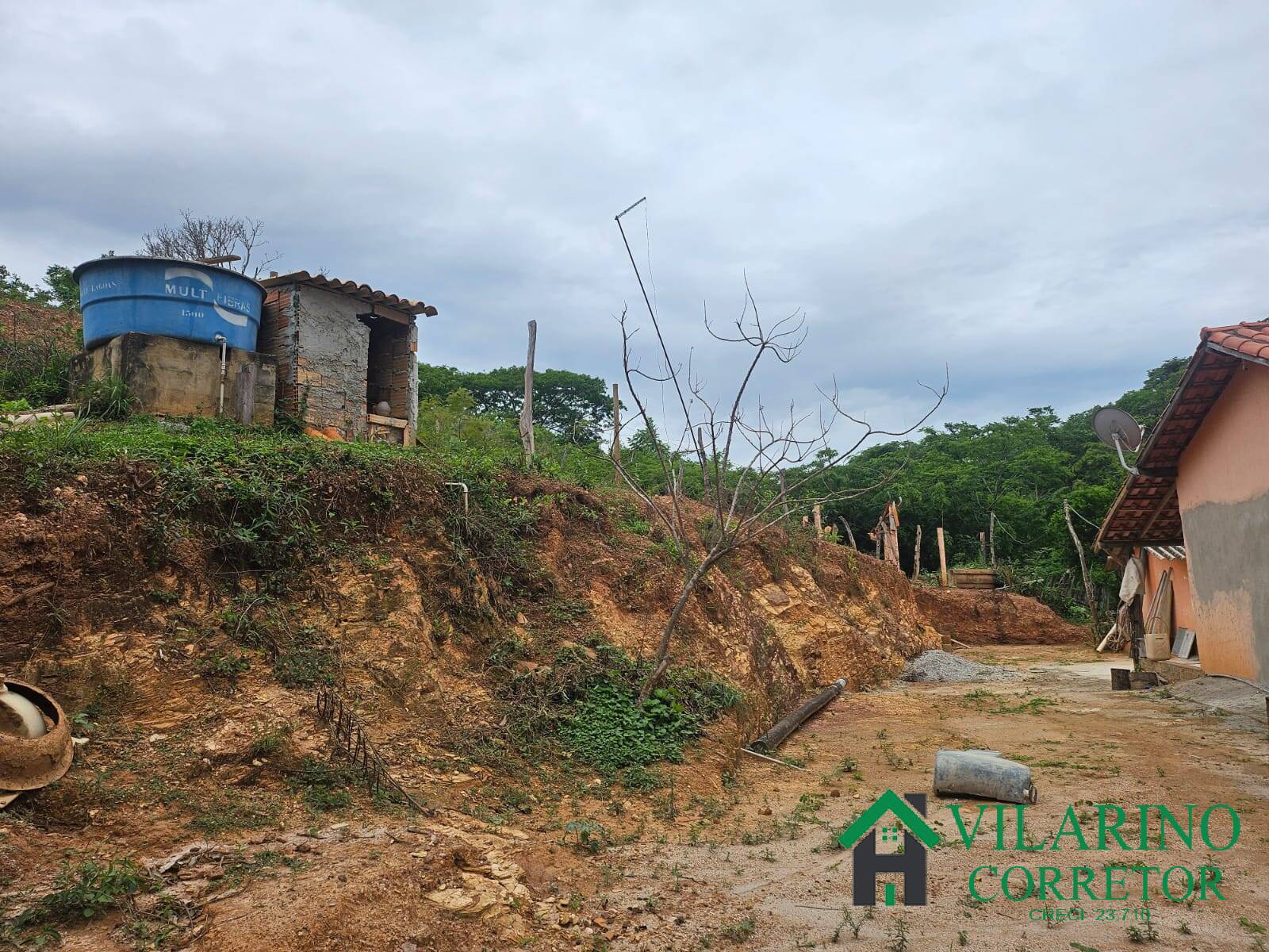 Fazenda à venda com 2 quartos, 300m² - Foto 7